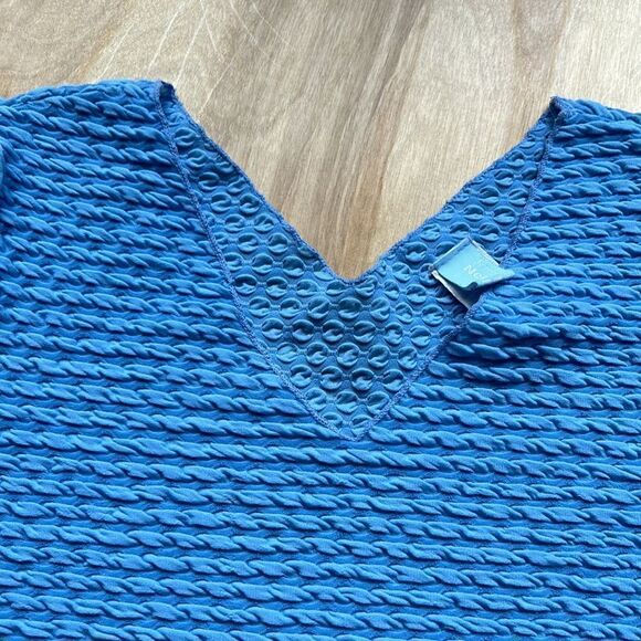 Blue Vintage Top - Picture 4 of 5